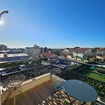 La Maison De La *
